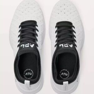 Athletic propulsion labs lululemon women thechloom phantom sneakers
